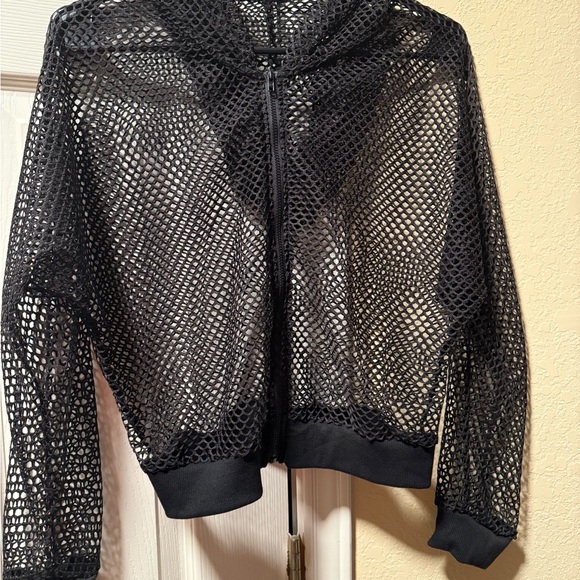 Tops - Elegant Black Mesh Women's Top with Hood